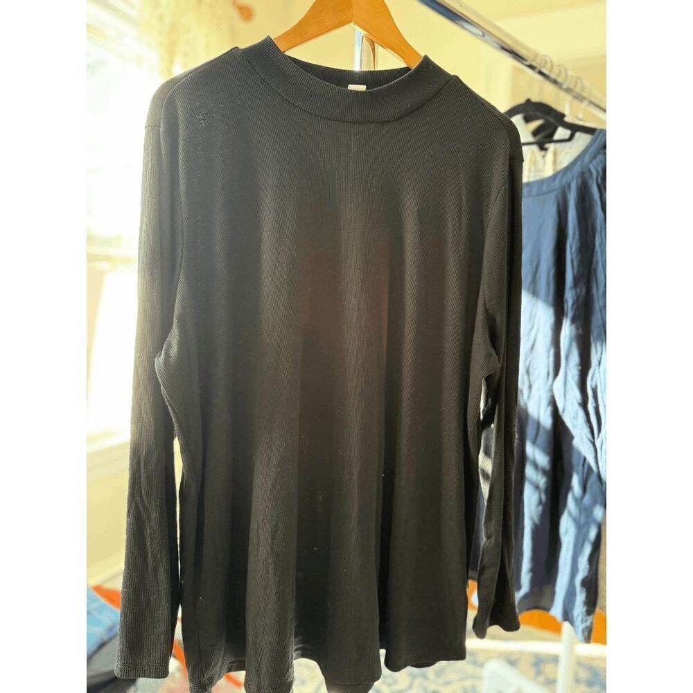 Old Navy Black Ribbed Mockneck Top